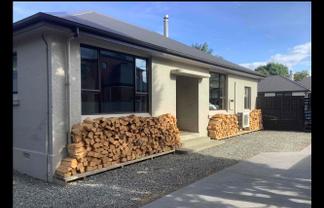 24A Herbert Street, Gladstone
