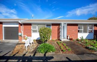 2/28 Matai Road, Greenlane
