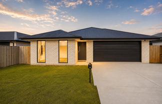 24 Mehrtens Crescent, Ravenswood