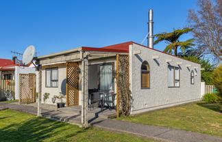23C Russell Street, Westport