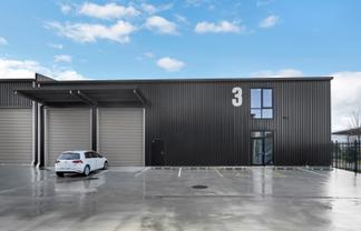 Brand new industrial unit at the Airport