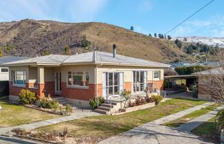 1 Hermitage Street, Roxburgh