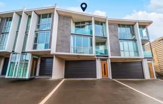 30/14 Norman Smith Street, Nukuhau