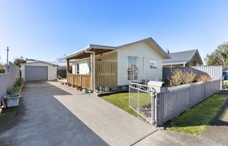 5a Moore Crescent, Carterton