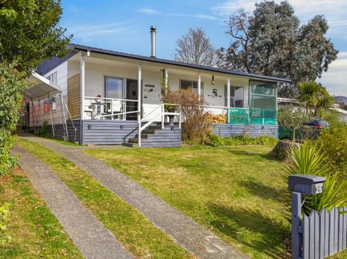 25 Te Takinga Street, Turangi