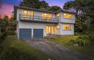 7 Fyvie Avenue, Tawa