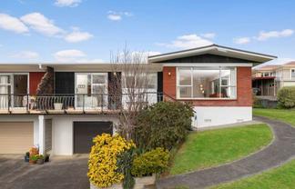 2B Lynley Terrace, Pukekohe
