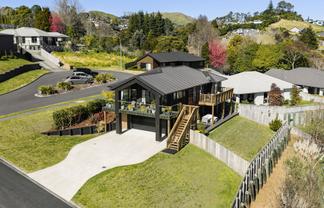 6 Greenvale Place, Welcome Bay