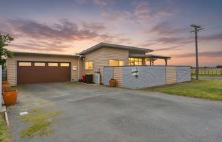 8 Warren Street, Foxton Beach