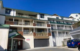 21/8-12 Girton Terrace, Mount Cook