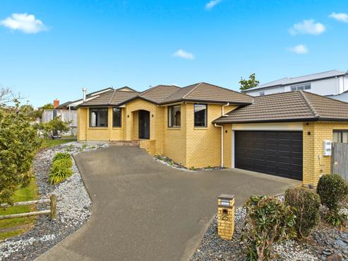 25 Durbin Court, Greenhithe