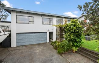 997 Beach Road, Torbay
