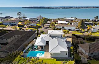 21 Vanessa Crescent, Glendowie