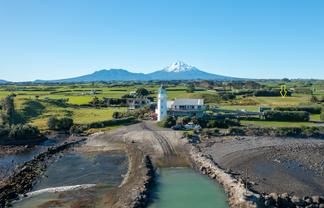 2 Anglers Ave, Okato