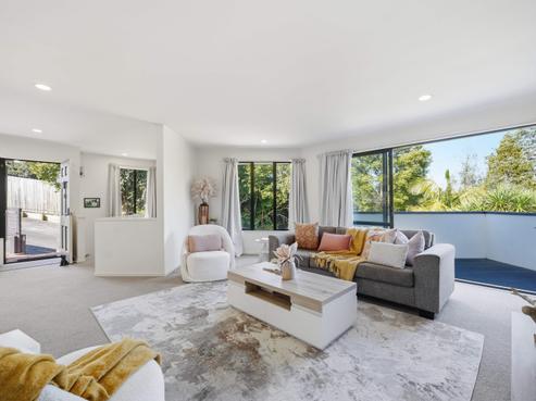 2/18 Stredwick Drive, Torbay
