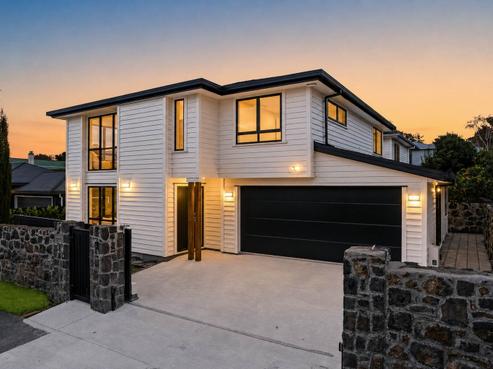 8 Selcourt Road, Mount Albert
