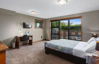 Room 2/71 Carroll Street, Dunedin Central