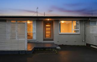 2/538 Gloucester Street, Linwood