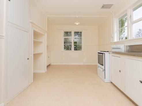 14 Colvin Street, Westport