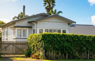 6 Wharf Road, Tairua
