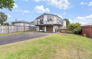 Major dwelling/22 Beihlers Road, Weymouth