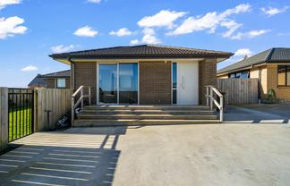 10 Shannon Street, Clifton
