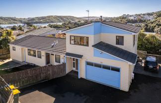 5 Kinloch Place, Papakowhai