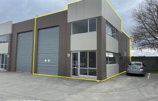 Tidy Industrial Warehouse Unit - Middleton