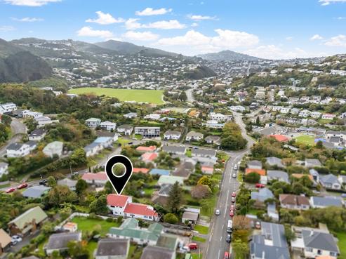 42 Allington Road, Karori
