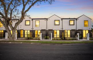 4/12 Wairau Avenue, Avondale
