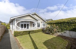 14 Ngaio Street, Strandon
