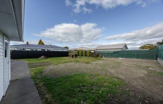 18A Alamein Crescent, Onekawa
