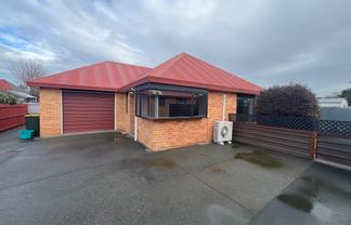 2/91 Charlmers Ave, Ashburton