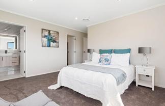 19 Drumnaconagher Road, Flat Bush