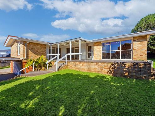 1 Fowey Avenue, Te Atatu South
