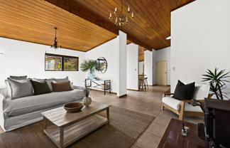 18 Petane Road, Bay View