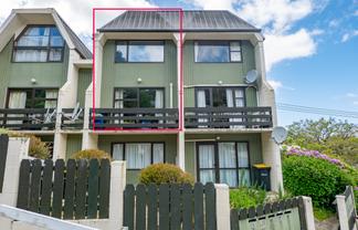 7/93G Queen Street, North Dunedin