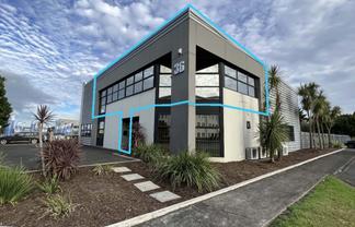 Tidy Henderson Office Space