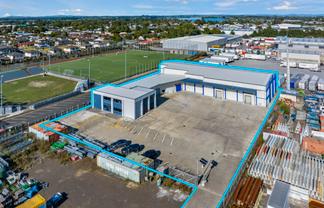 Rare Freezer/Cool Store Facility - 5,154m² Site!