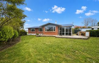 6 Tybalt Street, Stratford