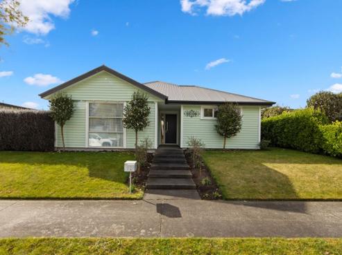 12 Kawakawa Street, Pegasus