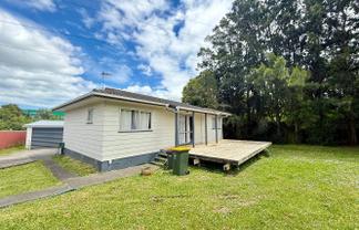 15 Jontue Place, Clover Park