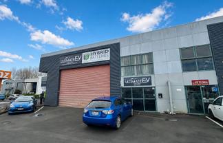 215M² WAIRAU WORKSHOP  EX-AUTOMOTIVE
