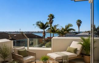 44 Diamond Head, Hairini