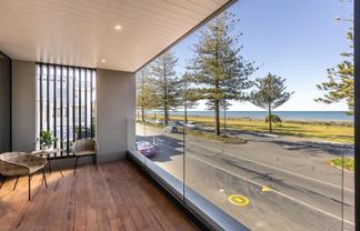 621A Marine Parade, Napier South