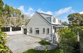 127A St Andrews Road, Epsom