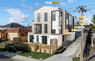 4 Woolley Avenue, New Lynn