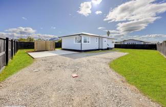9 Latham Stubbs Crescent, Waipawa