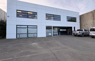 Modern Ground Floor Offices + Parking