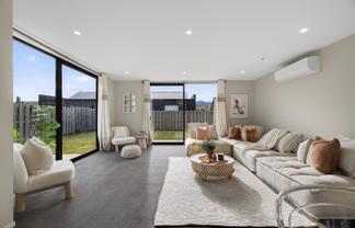 16 Lorne Street, Bridesdale, Lake Hayes Estate